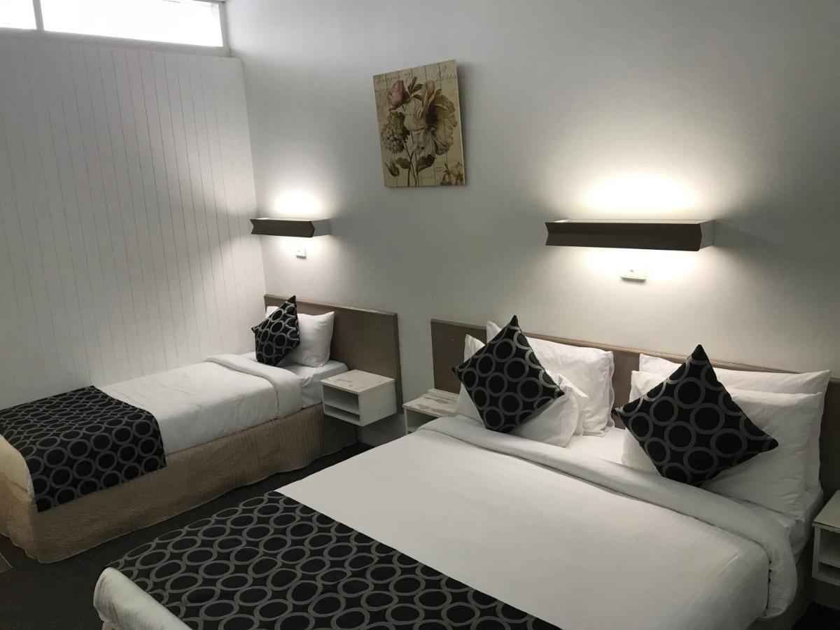 Coffs Shearwater Motel Кофс Харбър Екстериор снимка