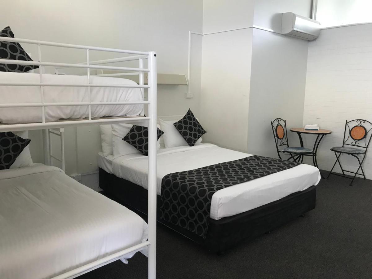 Coffs Shearwater Motel Кофс Харбър Екстериор снимка