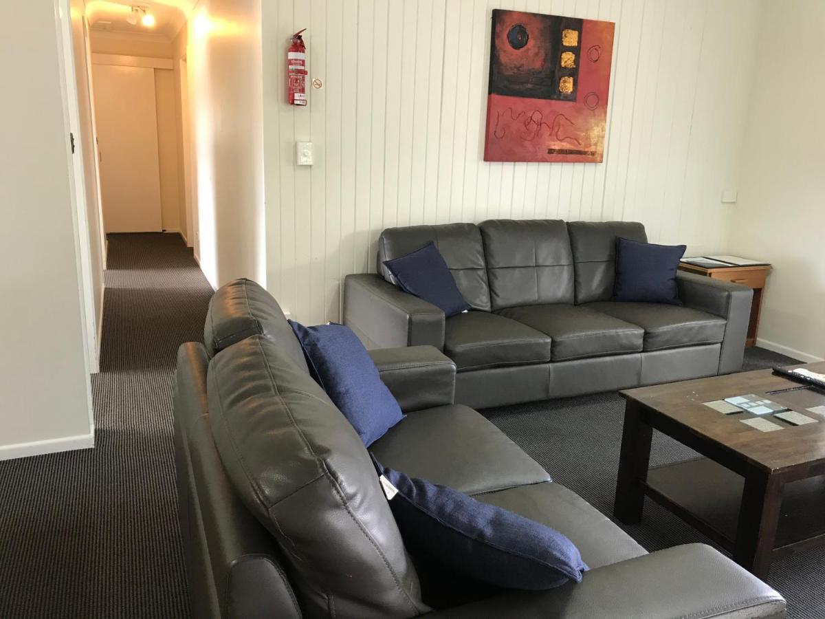 Coffs Shearwater Motel Кофс Харбър Екстериор снимка