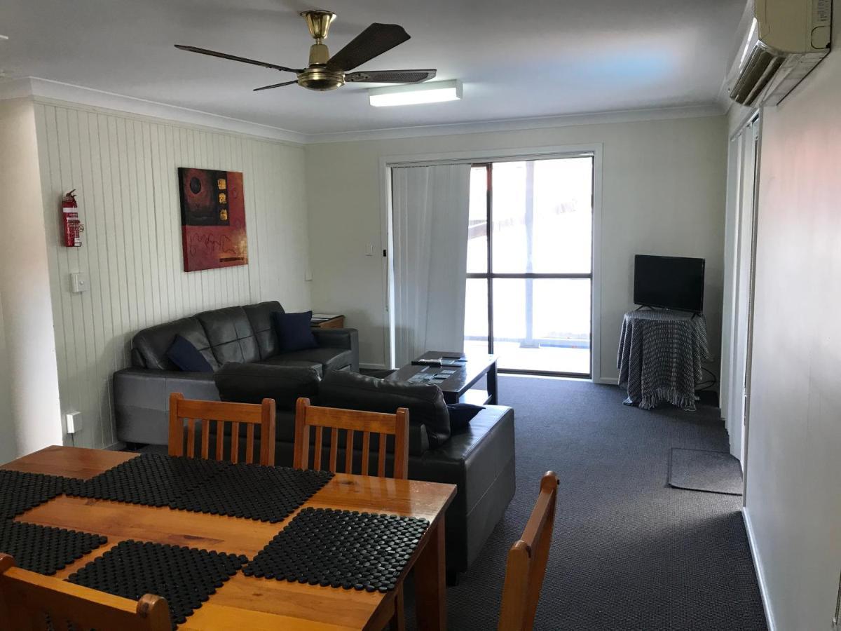 Coffs Shearwater Motel Кофс Харбър Екстериор снимка