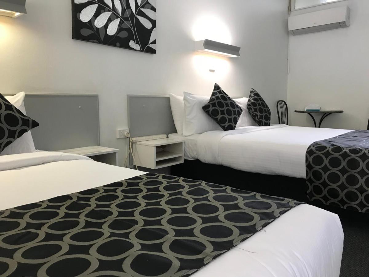 Coffs Shearwater Motel Кофс Харбър Екстериор снимка