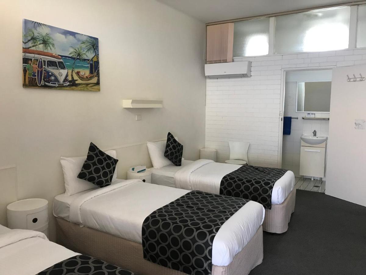 Coffs Shearwater Motel Кофс Харбър Екстериор снимка