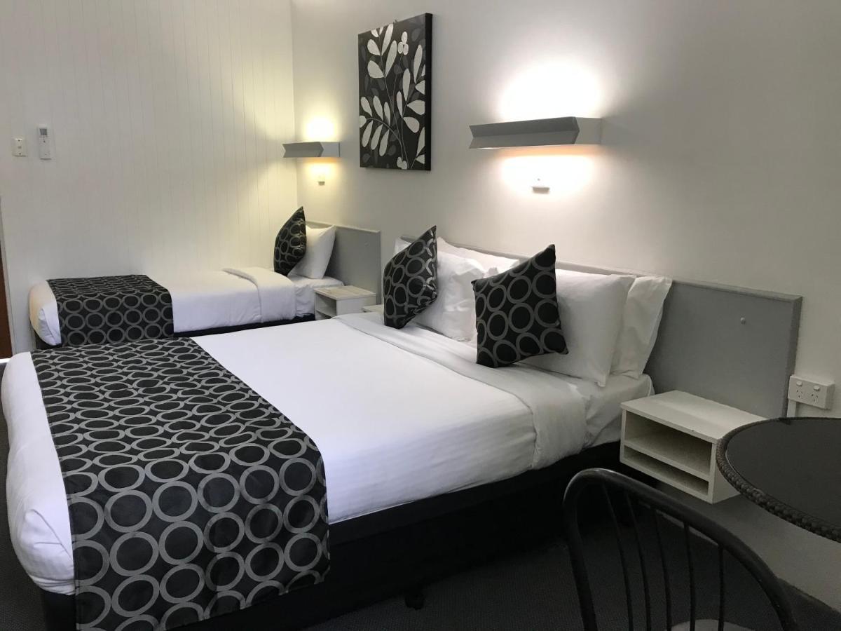 Coffs Shearwater Motel Кофс Харбър Екстериор снимка