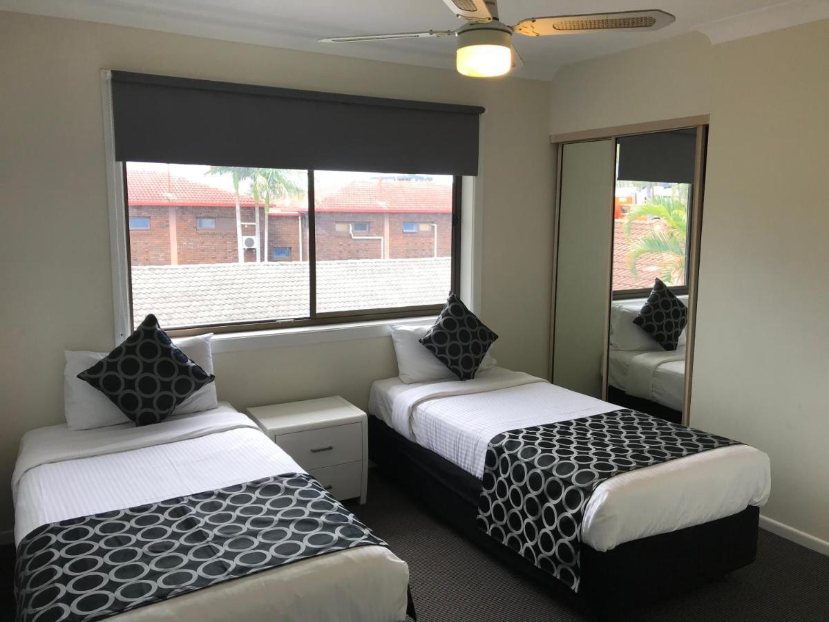 Coffs Shearwater Motel Кофс Харбър Екстериор снимка