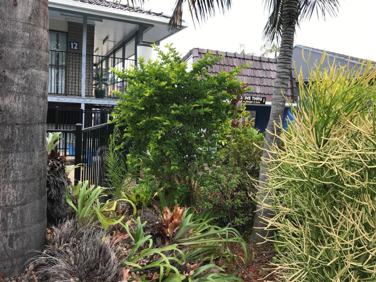 Coffs Shearwater Motel Кофс Харбър Екстериор снимка