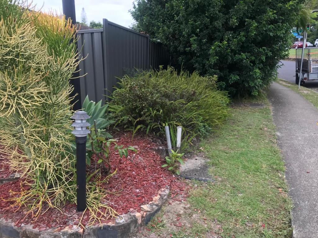 Coffs Shearwater Motel Кофс Харбър Екстериор снимка